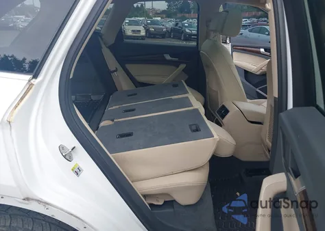 2018 Audi Q5 2.0T Premium/2.0T Tech Premium z USA, uszkodzony, nr VIN WA1BNAFY1J2012364